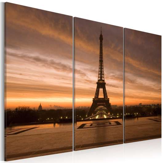 Canvas Tavla - Eiffel Tower at dusk - 120x80
